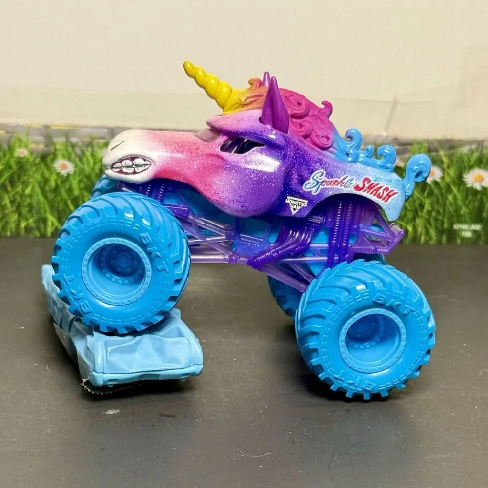 CUSTOM Hot Wheels Monster Jam Sparkle Smash Unicorn Blue  1:64 Monster Truck